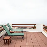 Casa In The Clouds *
